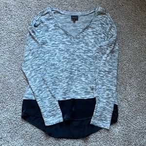 Mod long-sleeved shirt I’m Heather gray with black silk trim